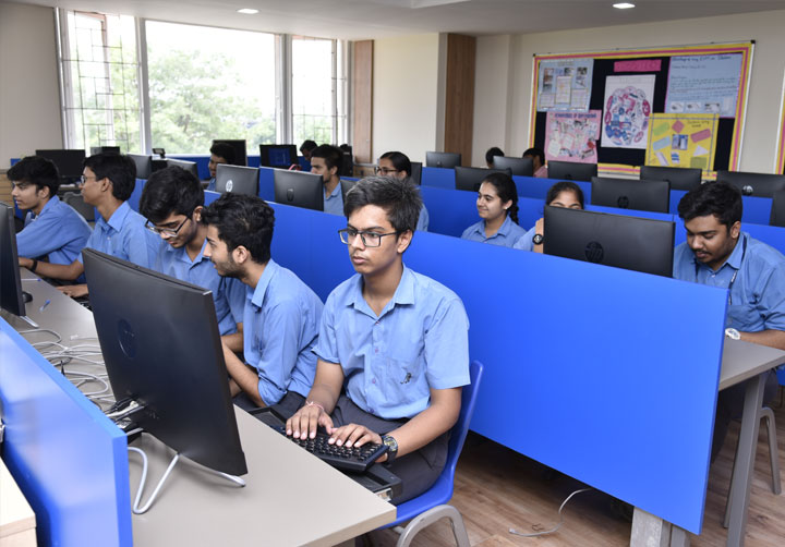 Apeejay School, Panchsheel Park, New Delhi